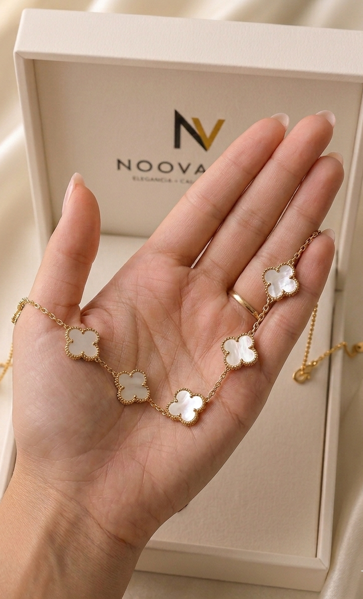 Collar Trébol Perla Blanca ✨